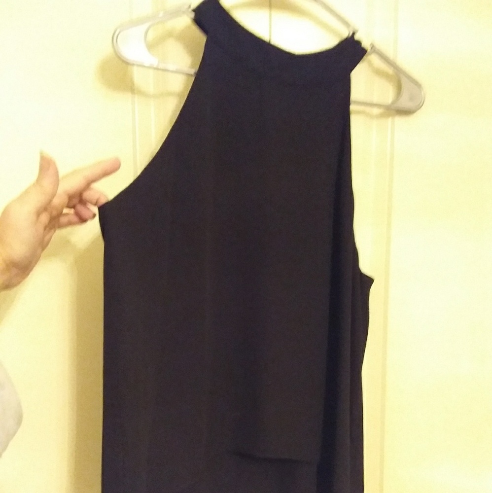 NWOT Halter Neck Black Hi-Lo Top Sz L